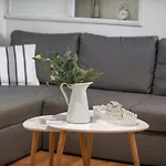 Apartment Near Old Town, FREE Parking&Huge Garden