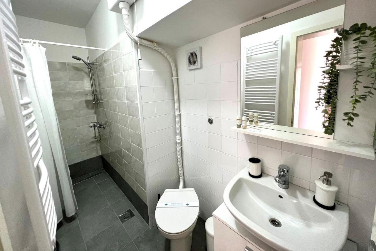 Near Old Town, Free Parking & Huge Garden