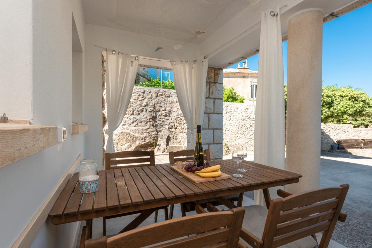 Apartamento Near Old Town, Free Parking & Huge Garden